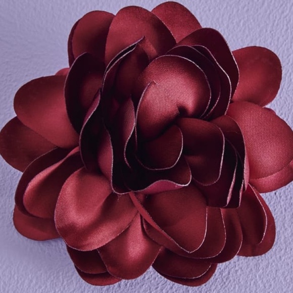 Burgundy Flower Hair Accessory with Dimensional Design, NWT - Picture 3 of 3